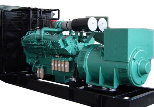 盐城冬季柴油发电机组启动前应进行哪些预热操作？